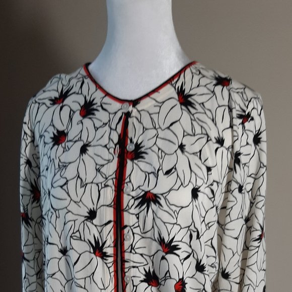 Talbots Sweaters - Talbots Floral Sweater 3/4 Length Sleeves